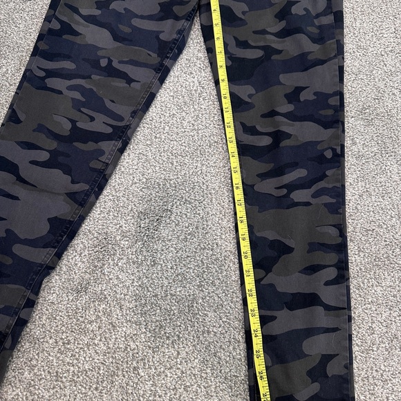 Democracy Gray Camo Skinny Jeans - Picture 6 of 6